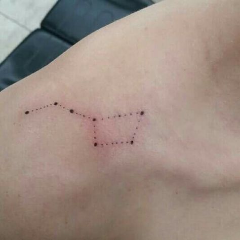 Ursa Major tattoo Big Bear Constellation Tattoo, Songs In Ursa Major Aesthetic, Ursa Minor Tattoo, Ursa Major And Minor Tattoo, Great Bear Constellation Tattoo, Ursa Major Constellation Tattoo, Ursa Major Tattoo, Aries Constellation Tattoo, Simple Tats