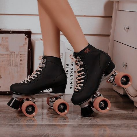 Quad Roller Skates Aesthetic, Aesthetic Roller Skating, Roller Skates Aesthetic, Skates Aesthetic, Custom Roller Skates, Roller Skating Aesthetic, Moon Vibe, Roller Skating Pictures, Black Roller Skates