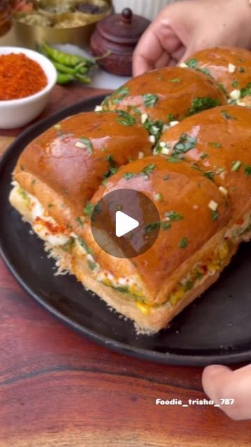 Masala Pav Recipe Video, Pav Recipe Video, Masala Pav Recipe, Masala Pav, Pav Recipe, Trending Reels, Food Pin, Thanksgiving Recipes, Follow For More