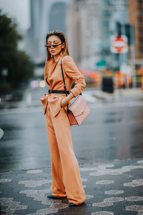 How to Style Pantsuits - Reiss Pant Suit, Belted Blazer, Tan suit, suits for women, cat eye sunglasses // Notjessfashion.com Tan Suit, Belted Blazer, Street Style Trends, Stylish Work Outfits, Nick Jonas, Jimmy Fallon, Vans Sneakers, Priyanka Chopra, Blake Lively