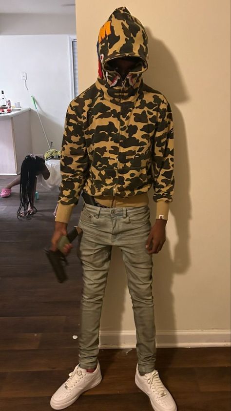 Mens Inspo, Drippy Fits, Drip Fits, Bape Hoodie, Thug Style, Rapper Outfits, Boys Fits, Drip Outfit Men, Gangsta Style