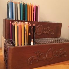 Colored pencil storage More Colored Pencil Storage, Crafts Organization, Rangement Art, Colored Pencil Drawings, Art Studio Organization, Art Supplies Storage, Pencil Storage, Crafts Room, Studio Organization