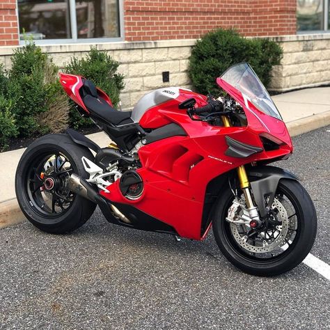 V4r Panigale, Ducati Panigale V4r, Kawasaki Ninja H2r, Ducati 1299, Car Problems, Ducati Motorbike, Ninja H2r, Capri Italia, Ducati Motorcycle