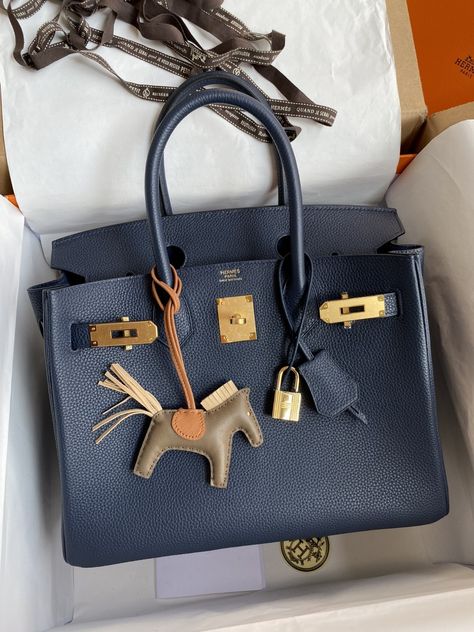 Hermes Birkin Colours, Hermes Birkin Blue, Blue Birkin, Stylish Laptop Bag, Bags Aesthetic, Hermes Handbags, Vintage Purses, Hermes Bags, Coach Swagger Bag