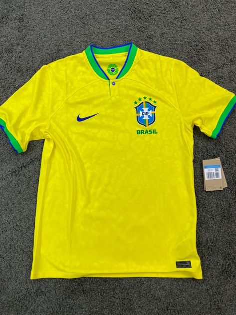 Nike Phantom Gx Elite, Brazil T Shirt, Brazil Shirt, Photographie Indie, Football Jersey Outfit, Soccer Outfit, Button Fashion, Football Gloves, Soccer Motivation