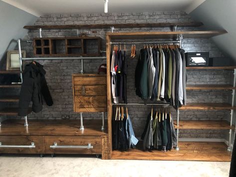 Wardrobe Industrial, Industrial Wardrobe, Industrial Closet, Industrial Style Bedroom, Industrial Room, Open Wardrobe, Industrial Bedroom, Casa Vintage, Attic Rooms