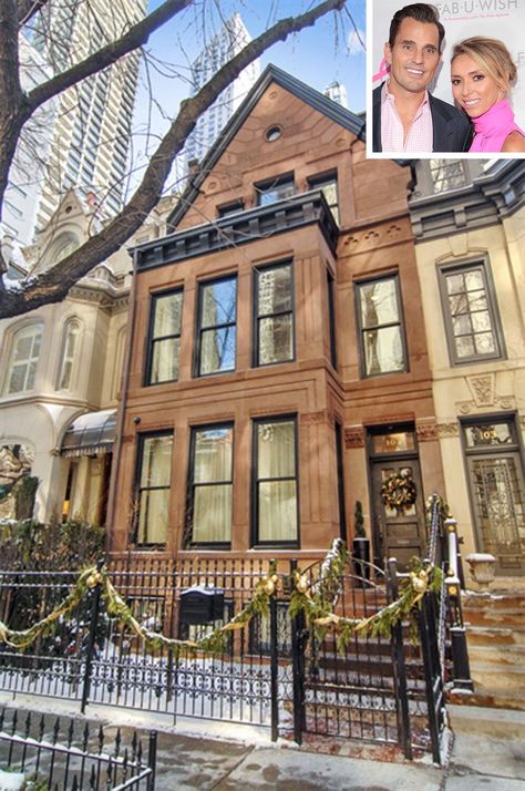 giuliana-rancic Chicago Brownstone, Victorian Row House, Nyc Brownstone, Brownstone Homes, Chicago House, Giuliana Rancic, Chicago Apartment, Tv Personality, Celebrity Homes