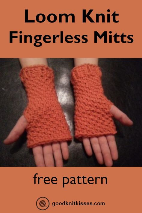 Fingerless Mitts knit on a loom. Free pattern from GoodKnit Kisses. http://www.goodknitkisses.com/fingerless-mittens-loom/ #goodknitkisses #loomknit #loomknitting #loompattern Loom Knitting Patterns Free, Tricotin Long, Loom Knitting For Beginners, Round Loom Knitting, Circle Loom, Loom Hats, Loom Knitting Tutorial, Loom Knit Hat, Loom Knitting Stitches