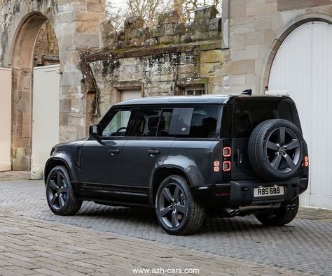 New Land Rover Defender, American Pickup Trucks, New Defender, Rich Aesthetic, Custom Bmw, Bike Engine, Visual Board, Land Rover Defender 110, Defender 90