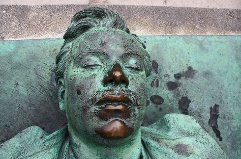 Erotic Erosion: The Recumbent Effigy of Victor Noir | Atlas Obscura Grave Statues, Père Lachaise Cemetery, Pere Lachaise Cemetery, Cemetery Statues, Isadora Duncan, Famous Graves, Fan Fiction Stories, Marcel Proust, Goth Art