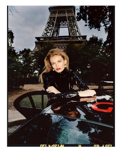 Edita x @netaporter Quentin De Briey, Edita Vilkeviciute, Flash Photo, Parisian Chic Style, Street Fashion Photography, The Eiffel Tower, Parisian Chic, Womens Fashion For Work, Top Models