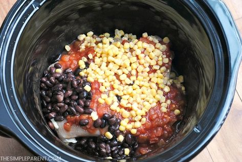 Slow Cooker Salsa Chicken Recipe - Our Crockpot works great for this easy recipe that is also Weight Watchers freindly! Use this healthy chicken with black beans and corn in tacos or serve it over rice! Spice it up to your favorite level! Just 5 ingredients! Crockpot Rice And Beans, Crockpot Nachos, Chicken With Black Beans, Beans Recipe Crockpot, Salsa Chicken Recipe, Black Beans And Corn, Slow Cooker Salsa Chicken, Beans In Crockpot, Slow Cooker Salsa