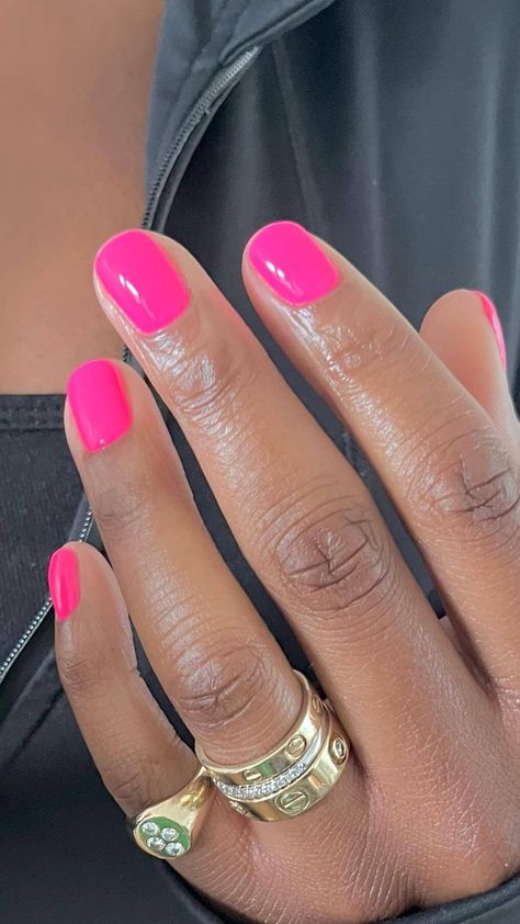 I Plan My Manicures in Advance—6 Nail Trends I’m Considering for My Upcoming Holiday Holiday Nail Ideas, Color Trends 2024, Manicure Essentials, Gel Toe Nails, Nails Sparkle, Nail Color Trends, Gel Toes, Nails Trends, Nail Pops