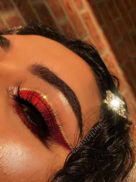 Black And Red Makeup, Sweet 16 Makeup, Mexican Makeup, Red Makeup Looks, Quinceanera Makeup, Makeup Highlight, Applying Eyeshadow, Lancome Mascara, Birthday Makeup Looks