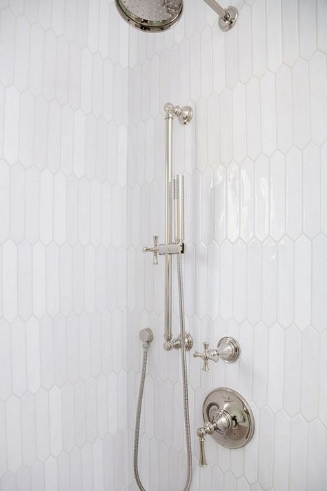 Shower With Picket Tile, Picket Fence Shower Tile, Shower Picket Tile, Picket Tile Backsplash Bathroom, Picket Wall Tile Bathroom, Picket Tile Tub Surround, White Shower Tiles Ideas, Picket Bathroom Tile, White Picket Tile Shower Wall