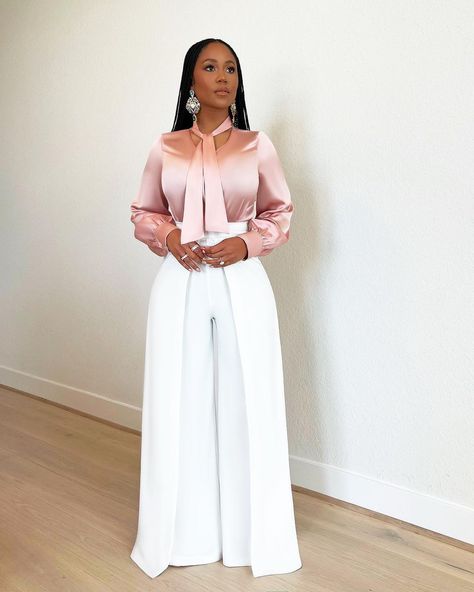 High Fashion Corporate Wear, Bodysuit And Pants Outfit, High Waisted Dress Pants Outfits Classy, Grown Woman Fashion, Silky Pants Outfit, Two Piece Outfits Pants High Waist, Office Lookbook, Formal Tops For Women, Corporate Wears