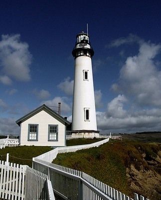 Pigeon Point Lighthouse | Atlas Obscura California Lighthouses, Pescadero California, Water Towers, Highway 1, Beacon Of Light, Dream Places, New England Style, Light Houses, Water Wheel