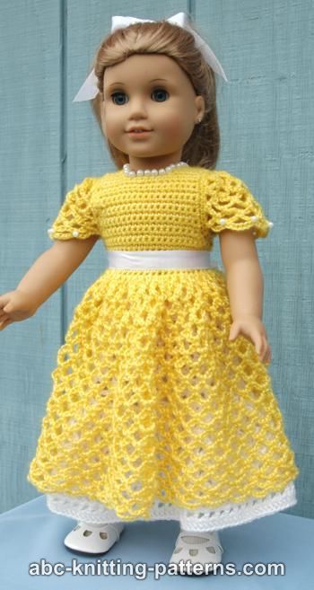 I love a quick project and these mini outfits are perfect, especially if you want to try out a new yarn or design. These crochet patterns are all free and are all suitable for the 18 inch doll or t… Mini Outfits, Princess Dress Patterns, Crochet Doll Clothes Free Pattern, Crochet Doll Clothes Patterns, Knitting Doll, American Girl Crochet, Куклы American Girl, American Girl Patterns, Crochet Doll Dress