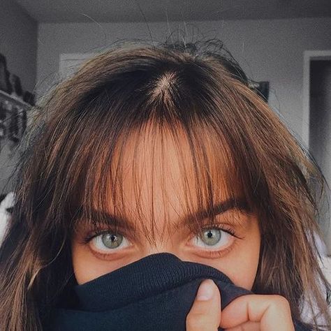 bangs, eyes, and tumblr-bild | Short hair with bangs, Short hair styles, Long hair with bangs Light Bangs, Bangs With Medium Hair, Wispy Bangs, Fringe Hairstyles, Long Hair With Bangs, Hair Color And Cut, Short Hair With Bangs, Cut My Hair, Hair Inspo Color