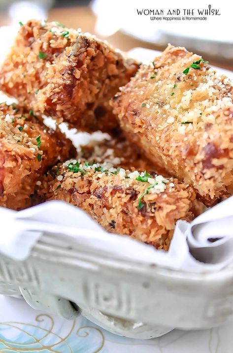 Deep Fried Lasagna Bites Deep Fried Lasagna, Deep Fried Cheesecake Bites, Deep Fried Macaroni And Cheese Balls, Air Fryer Lasagna Fritta, Lasagna Bites, Fried Lasagna, Leftover Lasagna, Panko Bread Crumbs, Egg Whisk