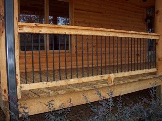 Log Home Porch, Rebar Railing, Log Cabin Porch, Log Cabin Interior Design, Front Porch Deck, Log Home Interior, Interior Railings, Cabin Porch, Cabin Interior Design