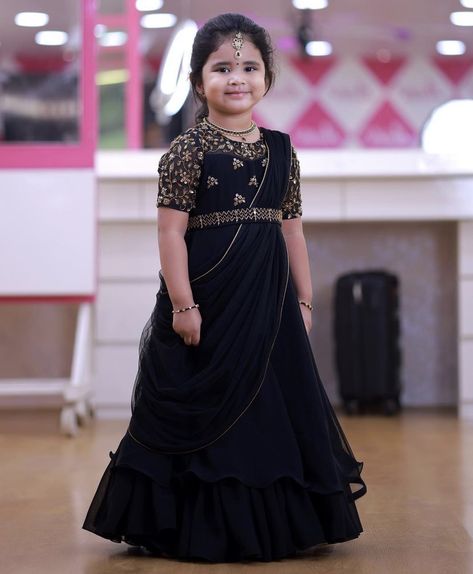 Long Frocks For Kids, Langa Blouse, Kids Maxi, Cotton Frocks For Kids, Frocks For Kids, Kids Party Wear Dresses, Kids Dress Collection, Dresses Sewing, Half Sarees