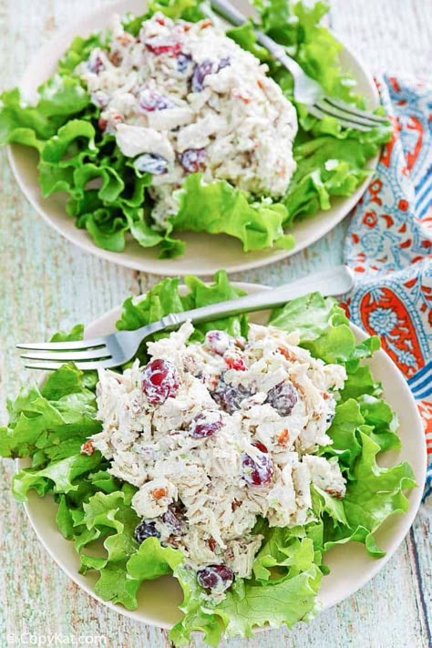 Chicken Salad Chick Fancy Nancy is a fruity chicken salad with grapes and apples plus pecans and celery for flavor and crunch. Get the easy Chicken Salad Chick copycat recipe to find out how to make the best homemade chicken salad. Serve on lettuce or as a sandwich for a tasty lunch or dinner. #chickensalad #chickenrecipes #lunchideas #lunchrecipes #copycat #copycatrecipes #dinnertime Fancy Nancy Chicken Salad, Original Chicken Salad Recipe, Chicken Salad Chick Recipe Copycat, Chicken Salad Chick Recipe, Chicken Salad Chick, Grain Bowl Recipe, Homemade Chicken Salads, Salad With Grapes, Chicken Salad With Grapes