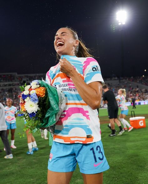 celebrating the end of an era 💫 • Posted 2024-09-09T04:07:33.000Z • Via @sandiegowavefc The End Of An Era, A Moment To Remember, Alex Morgan, End Of An Era, Women's Sports, Sports Women, The End, Soccer, Football