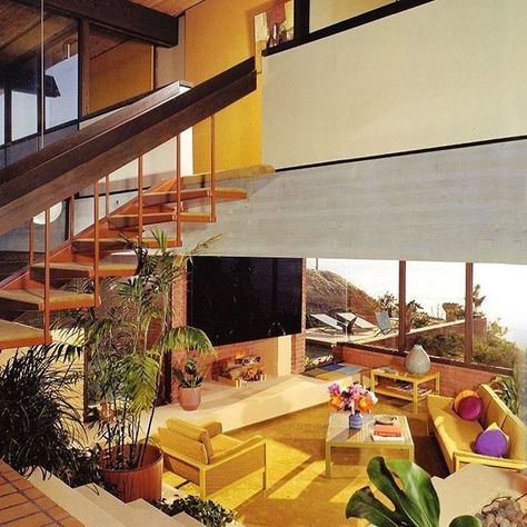 20 Cool 60’s & 70’s Sunken Living Room Remodel, Design & Ideas Mid Century Landscaping, 70s Interior Design, Interior Design Blogs, 70s House, 70s Interior, Mid Century Interior, Retro Interior Design, Sunken Living Room, 70s Home