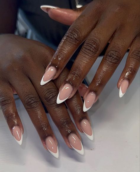 Simple Gel Extension Nails, Birthday Nails For Black Women, Nails On Dark Skin Hands, Brown Hands, Lash Sets, Moon Nails, Subtle Nails, Gel Nail Tips, Glamour Nails