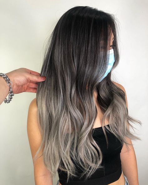 Grey Ombre Hair, Black Hair Balayage, Balayage Ombré, Ash Hair Color, Ombre Hair Blonde, Brunette Hair With Highlights, Gorgeous Hair Color, Long Hair Color, Beautiful Hair Color