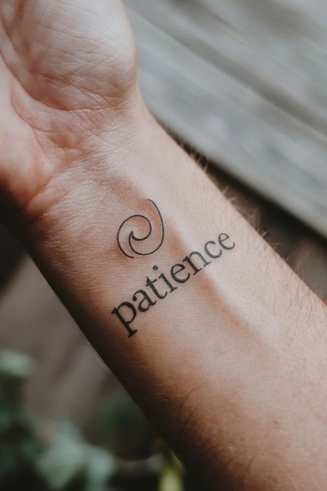 Tattoo of the word "patience" with a spiral swirl design on a forearm. Inner Wrist Tattoos, Small Wrist Tattoo, Writing Tattoos, Small Wrist Tattoos, Wrist Tattoos For Women, Tattoo Script, Back Tattoo Women, Wrist Tattoo, Dainty Tattoos