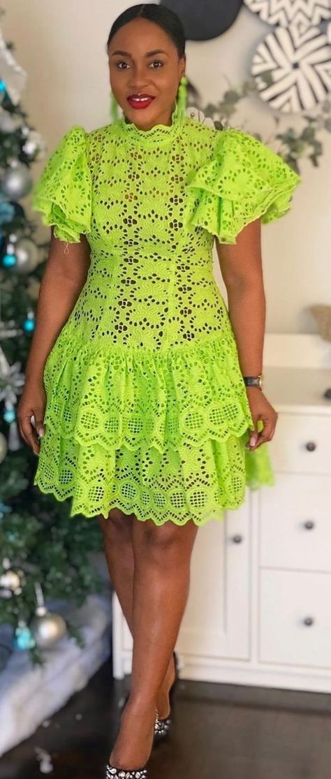 Yellow Lace Dress Styles Nigerian, Lace Coperate Dress, Latest Cord Lace Gown Styles, Lace Short Gown Styles, White Lace Outfit, African Shirt Dress, Short Flare Dress, Short Ankara Dresses, Lace Dress Classy