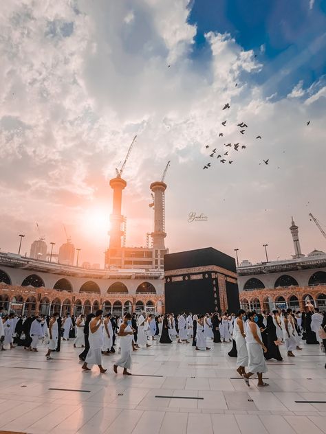 Hana Kaba Pics, Qabristan Wallpaper, Makkah Background, Madina Sharif Beautiful Pic, Mecca Images, Wallpaper Islamic, Khwaja Ji Pic, Khana Kaba, Creative Advertising Photography