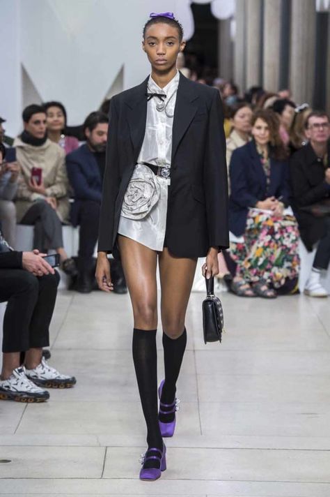 Miu Miu SS 2019 Heels With Socks Outfit, Socks With Heels, Heels And Socks, Mens Fashion Summer Outfits, Paris Vogue, Sporty Street Style, Trending Heels, Mens Fashion Casual Spring, Style Socks