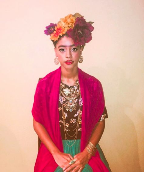 Beyonce Frida Kahlo Halloween Costume Photos Frida Kahlo Halloween, Frida Kahlo Dress, Beyonce Dress, Refinery 29, Halloween 2022, Halloween 2023, Halloween 2018, Flower Crowns, Fashion Portrait