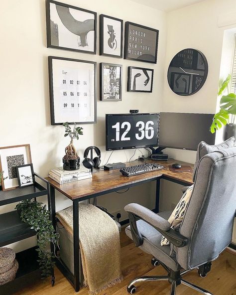 @vasaglefurniture shared a photo on Instagram: “Home office goals 😍⁠ ⁠ 📷: @ourlittlehome_2019” • Mar 10, 2021 at 4:28pm UTC Home Office Furniture Design, Computer Desks For Home, Computer Desks, Cozy Home Office, Corner Computer Desk, Shaped Desk, Apartment Office, Guest Room Office, Office Furniture Design