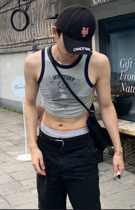 Acubi Fashion Y2k Men, Guy In Crop Top, Mens Crop Top, Gay Outfit, Half Shirts, Queer Fashion, Y2k Outfits, Cool Sunglasses, Picture Outfits