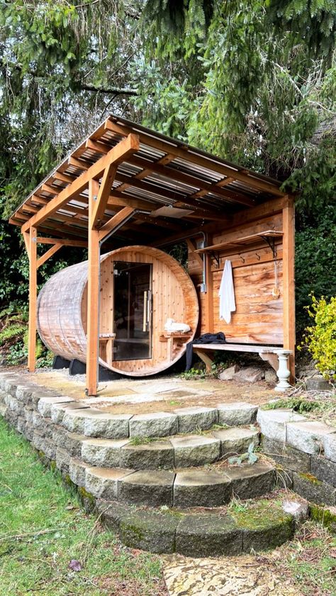 Backyard Spa, Sauna House, Hot Tubs Saunas, Barrel Sauna, Sauna Design, Outdoor Sauna, Apartment Patio Decor, Outdoor Spa, Patio Decorating Ideas On A Budget