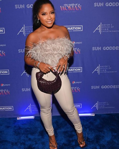 Antonia “Toya” Johnson on Instagram: “📸: @atlpics” Toya Johnson, Toya Wright, Fur Top, All White Outfit, Reality Television, Fashion Fits, Fall Fashion Outfits, White Outfits, Boss Lady