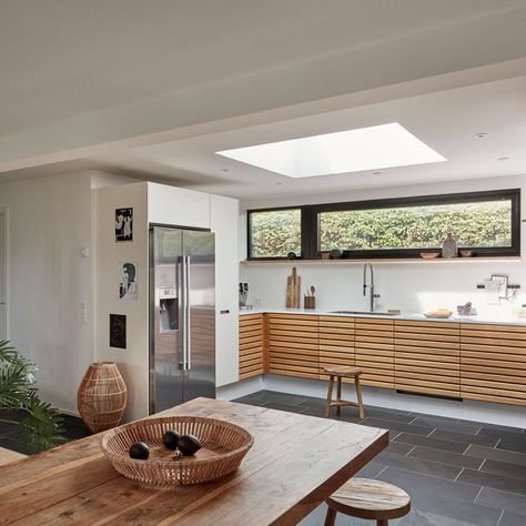 Glass extension ideas – modern and traditional light-filled spaces to enlarge and enhance a home Modern Kitchen Extensions, Single Storey Extension, Roof Windows, Glass Extension, Roof Lantern, Glass Structure, Roof Window, Kitchen Extension, Traditional Lighting