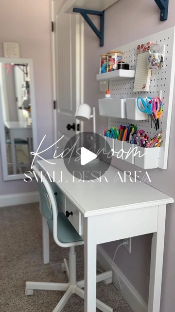 Hannah Crisp on Instagram: "Follow & comment “DESK” for links! ✨   This desk is currently on sale for Black Friday & only $88!!! 👀 the perfect size for small spaces and kids rooms. Also love this pegboard for storage, keeps everything organized and within reach without taking up space!   #kidsroominspo #girlsroommakeover #teenbedroom #tweenbedroom #toddlerbedroom #deskarea #kidsbedroom #blackfriday2024" Girls Desks In Bedroom, Boys Room With Desk, Homeschool Setup Small Spaces, Kids Desk Area In Bedroom, Girls Bedroom Desk, Kids Desk Ideas, Kids Desk Area, Homework Desk