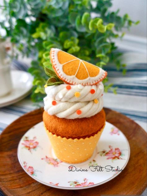 DivineFeltStudio - Etsy Felt Orange, Wafer Rolls, Key Lime Cake, Strawberry Cream Pies, Felt Food Diy, Felt Food Patterns, Felt Cupcakes, Blackberry Cake, Orange Cupcakes