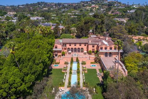 The Hearst Estate, One of Los Angeles’s Most Historic Homes, Sells at Auction for $63.1 Million - Mansion Global Mansion California, Beverly House, Malibu House, Paneled Library, Beverly Hills Mansion, William Randolph Hearst, House Balcony, San Simeon, Hearst Castle