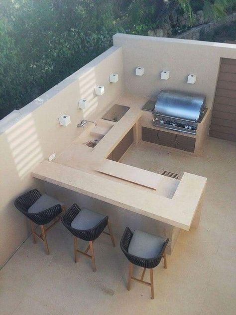 Backyard Kitchen Ideas, Small Outdoor Kitchen Design, Kitchen Ideas Outdoor, Small Outdoor Kitchens, Outdoor Renovation, Outdoor Bbq Grill, Modern Outdoor Kitchen, Bar Exterior, Bbq Grill Design