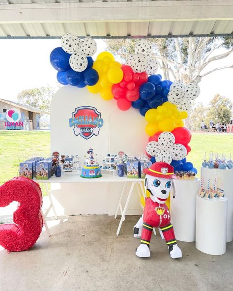 Paw Patrol Balloon Arch, Paw Patrol Balloon Garland, Paw Patrol 3rd, Paw Patrol 3rd Birthday, Paw Patrol Backdrop, Paw Patrol Balloons, Birthday Setup, Balloon Bar, Holiday World