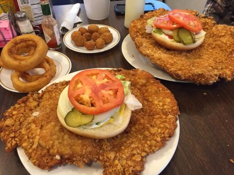 Ray's Drive In in Kokomo, Indiana You've got to add this place to your tenderloin bucket list! Breaded Pork Tenderloin, Tenderloin Sandwich, Fried Pork Tenderloin, Pork Sandwich Recipes, Pork Tenderloin Sandwich, Pork Tenderloins, Tenderloin Recipes, Pork Sandwich, Baked Pork Chops