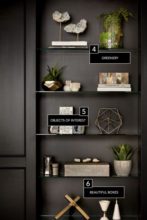 6 Ways To Master Your Bookcase Decoration - ELLEDecor.com | Bookcase | Shelf styling | Shelf decor | Shelves | Shelfie | Styling A Bookcase, Styling Bookshelves, Shelf Decor Living Room, Styling Shelves, Decorating Bookshelves, Bookcase Styling, Bookcase Decor, Interior Vintage, Diy Casa