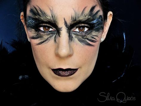 Raven Makeup, Black Queen Makeup, Deep Makeup, Owl Makeup, Raven Costume, Bird Makeup, Halloween Gesicht, Crow Costume, Halloween Raven