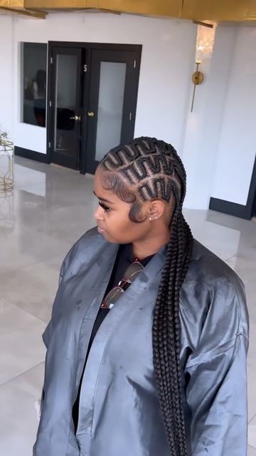 Medusa Stitch Braids, Zig Zag Braids For Black Women, Zig Zag Stitch Braids, Medusa Braids, Zig Zag Cornrows Braids, Knotless Twist, Black Hair Wigs, Natural Braided Hairstyles, Protective Hairstyle